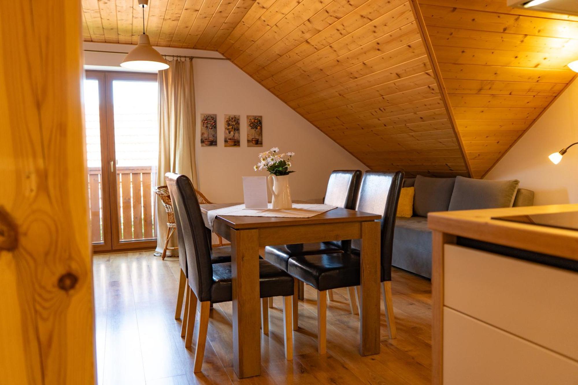 Bobrik Apartment *